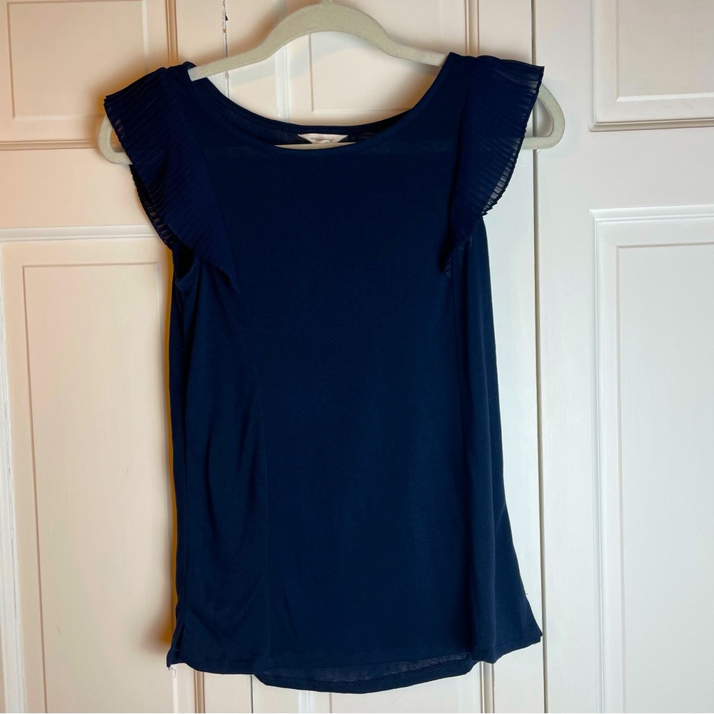 Springfield Top in Black with Pleated Short Sleeves | Size XS